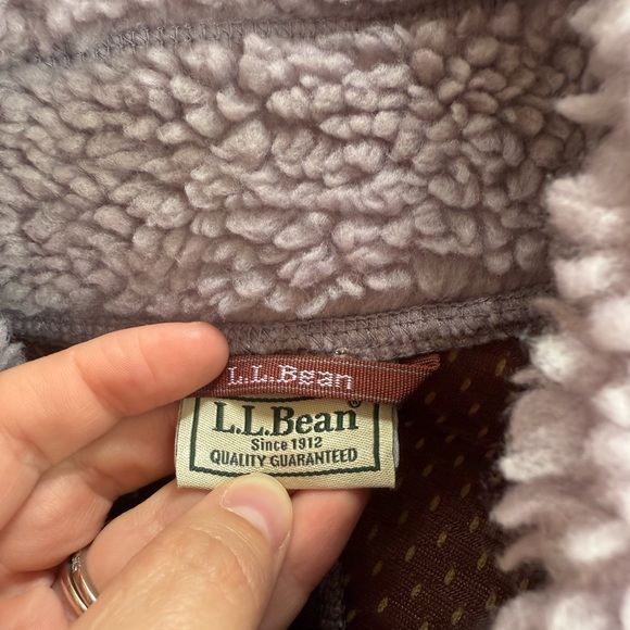 LL Bean Sherpa vest size xl - Picture 2 of 2